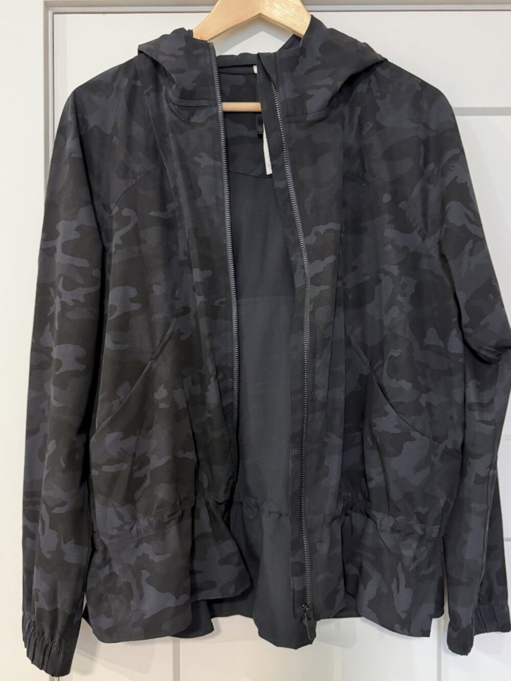 Lululemon Pack It Up Jacket Incognito Camo Size 10 - Picture 4 of 8